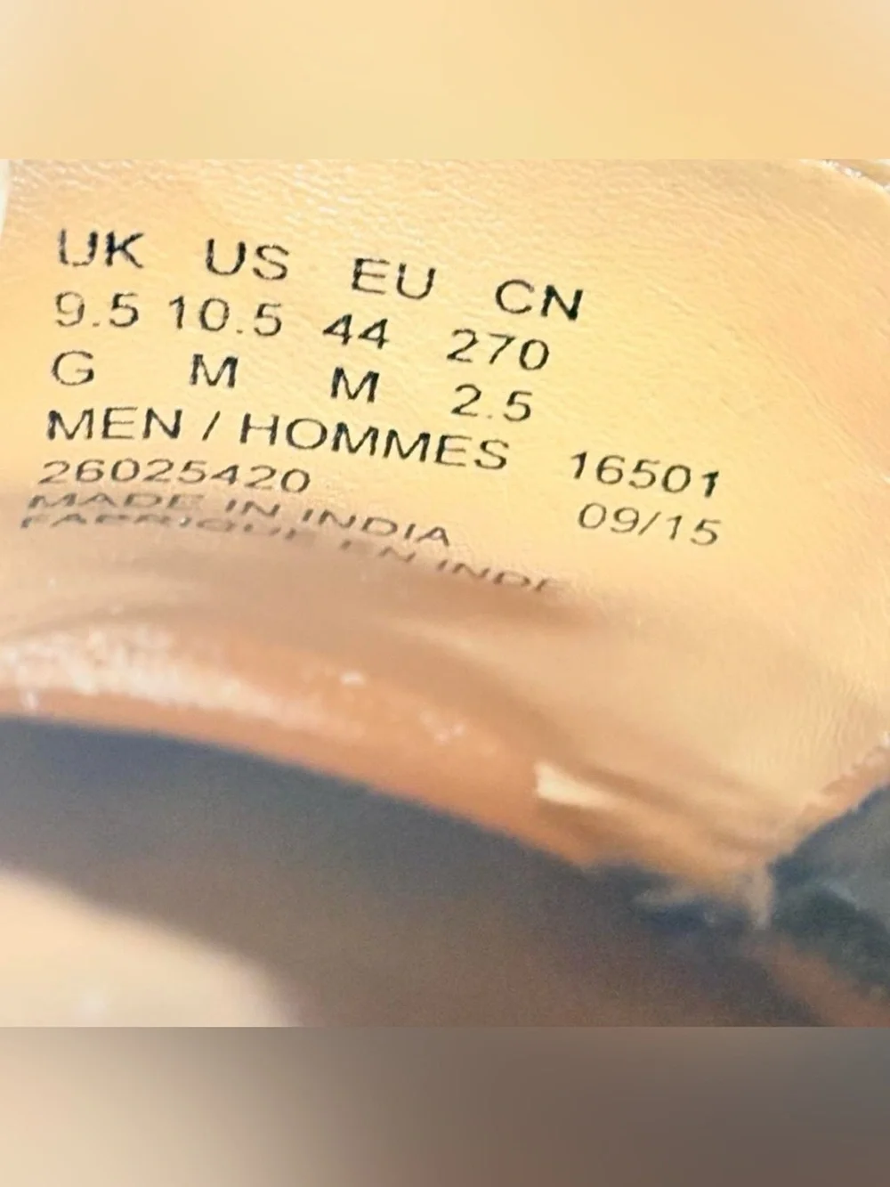 Clarks Men’s Tan Leather Chukka Boots